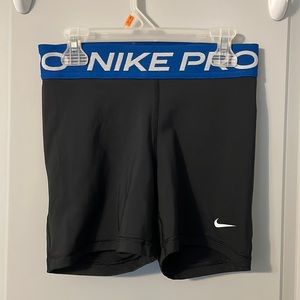 | Nike Pro Dri-Fit Spandex